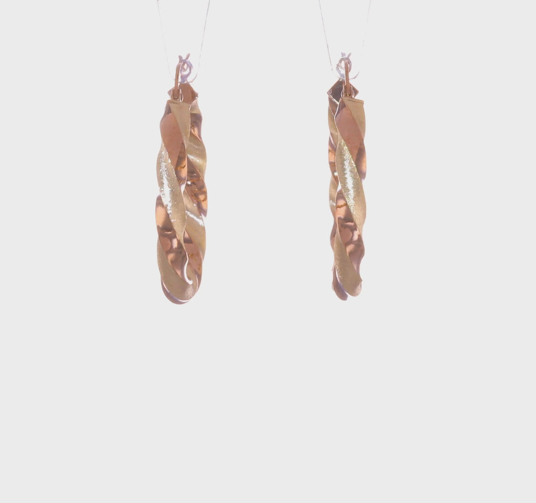 Aretes de Aro Torcido en Oro Amarillo de 14K y Rodio Marrón de 3.75 mm