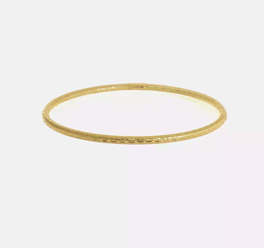 14k Yellow Gold Satin Finish 3mm Diamond Cut Bangle Bracelet