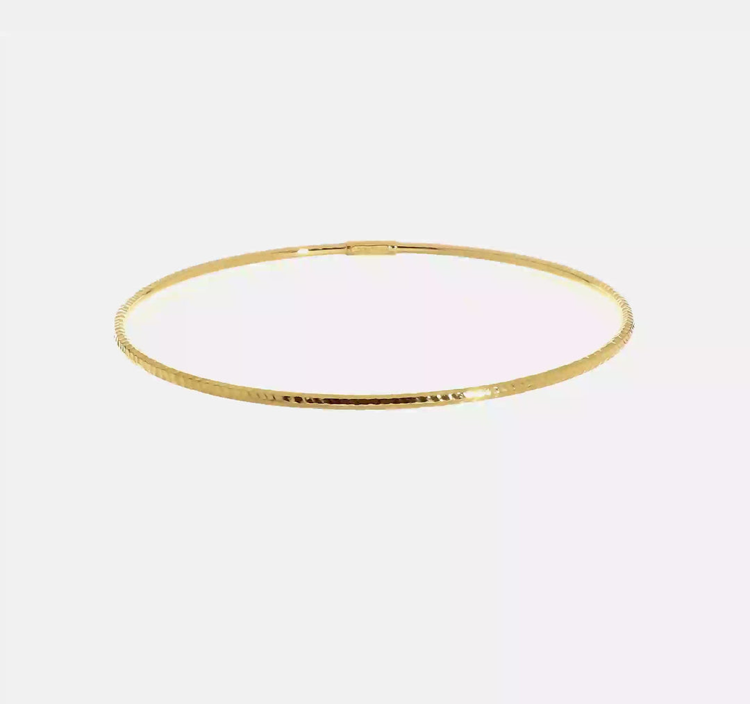 2mm Diamond Cut Bangle Bracelet in 14k Gold