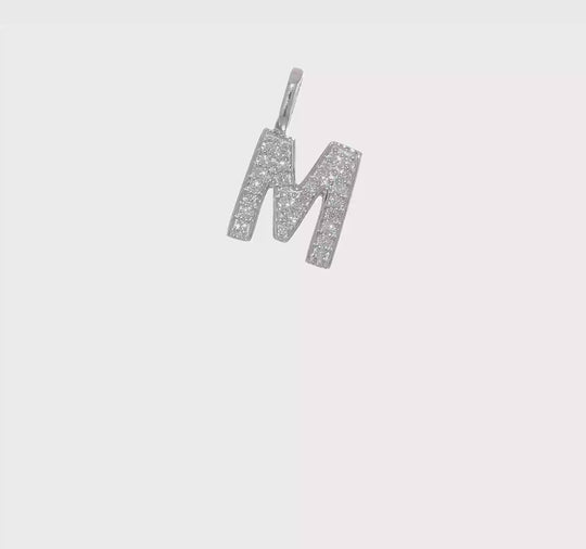 Colgante con Letra “M” en Oro Blanco de 14K con Diamantes