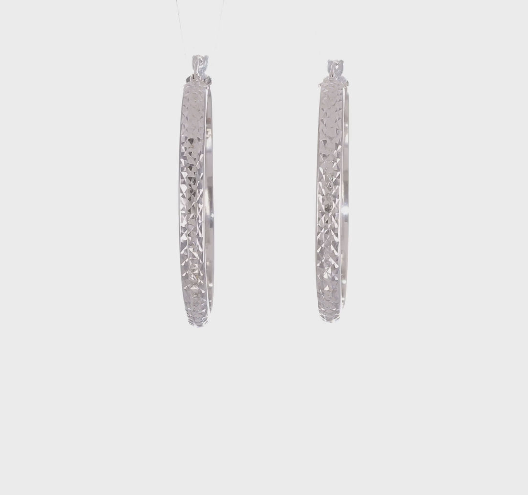 Aretes de Aro en Oro Blanco de 14k con Corte Diamante