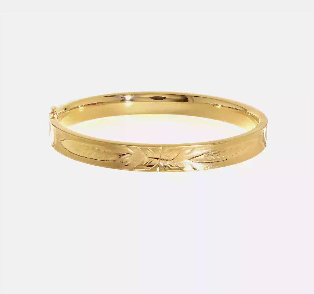 14K Yellow Gold Diamond-Cut Concave Hinged Bangle (5/16")