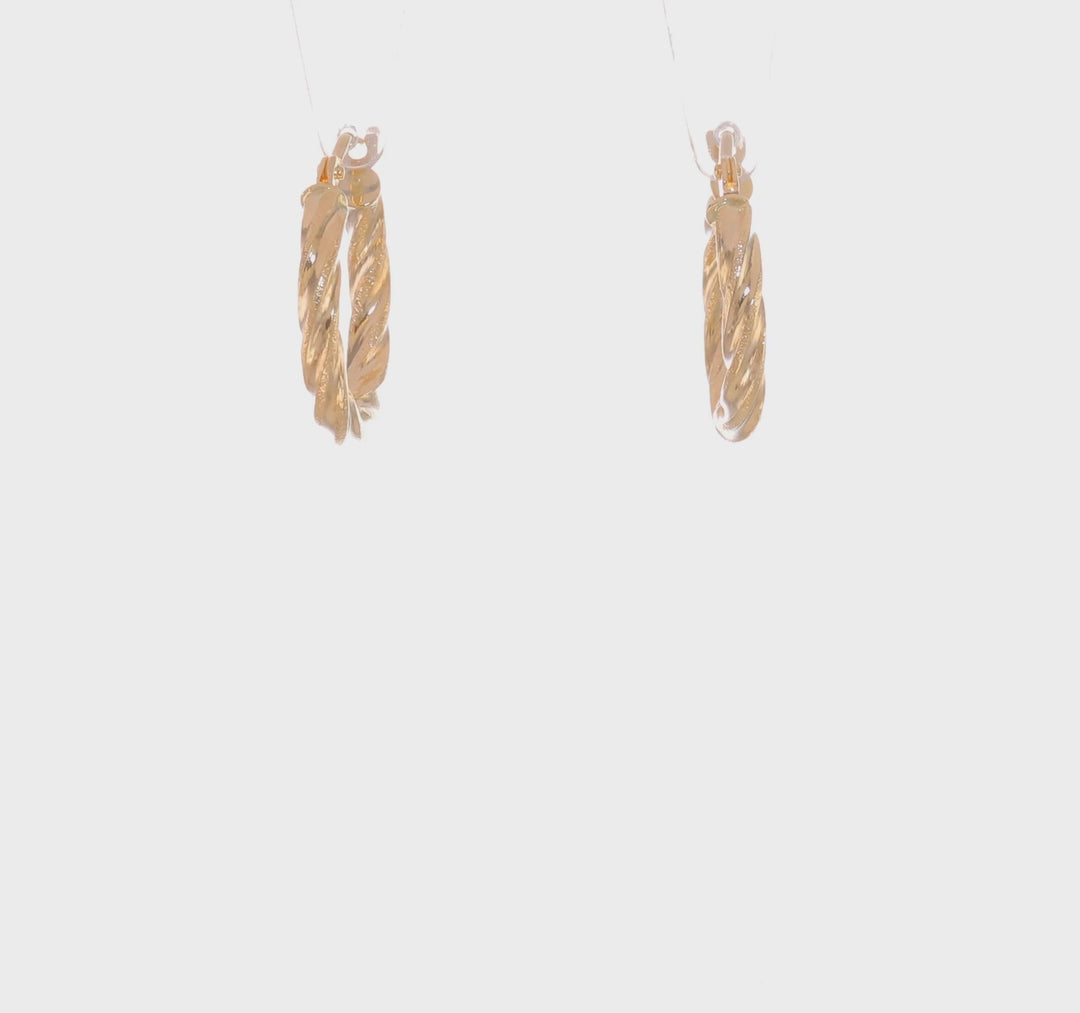 Aretes de Aro Torcidos en Oro Amarillo de 14K Pulidos y Texturizados