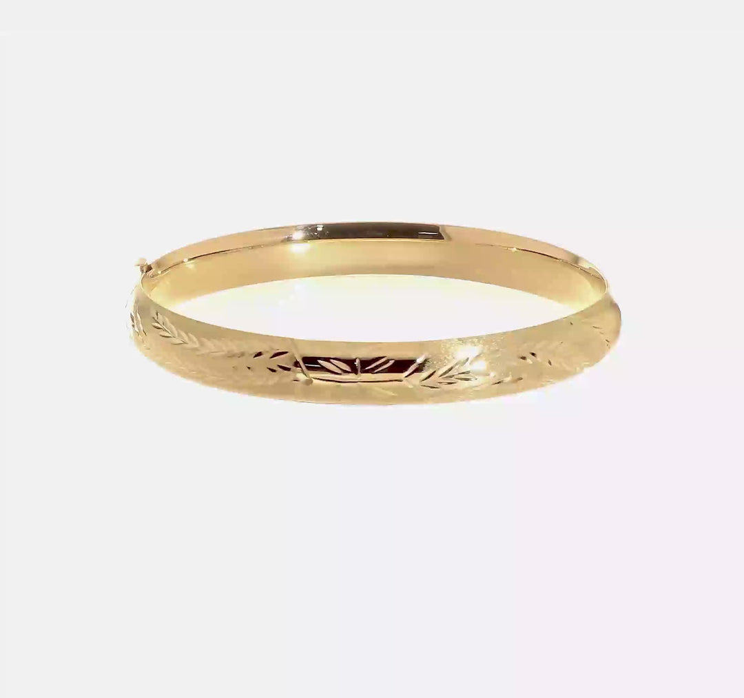 14k Yellow Gold Florentine Engraved Hinged Bangle Bracelet (5/16 inch)