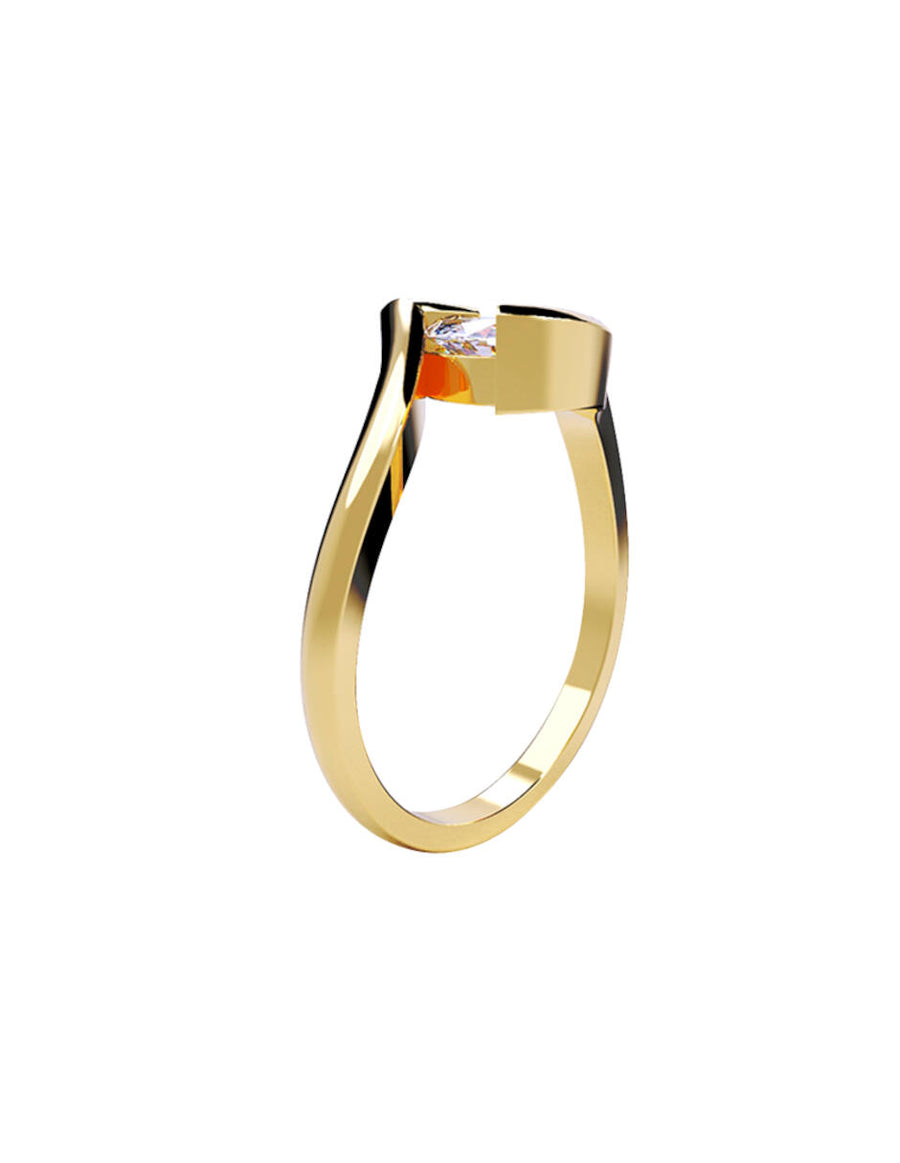 ANILLO DE ORO CON CIRCONIA