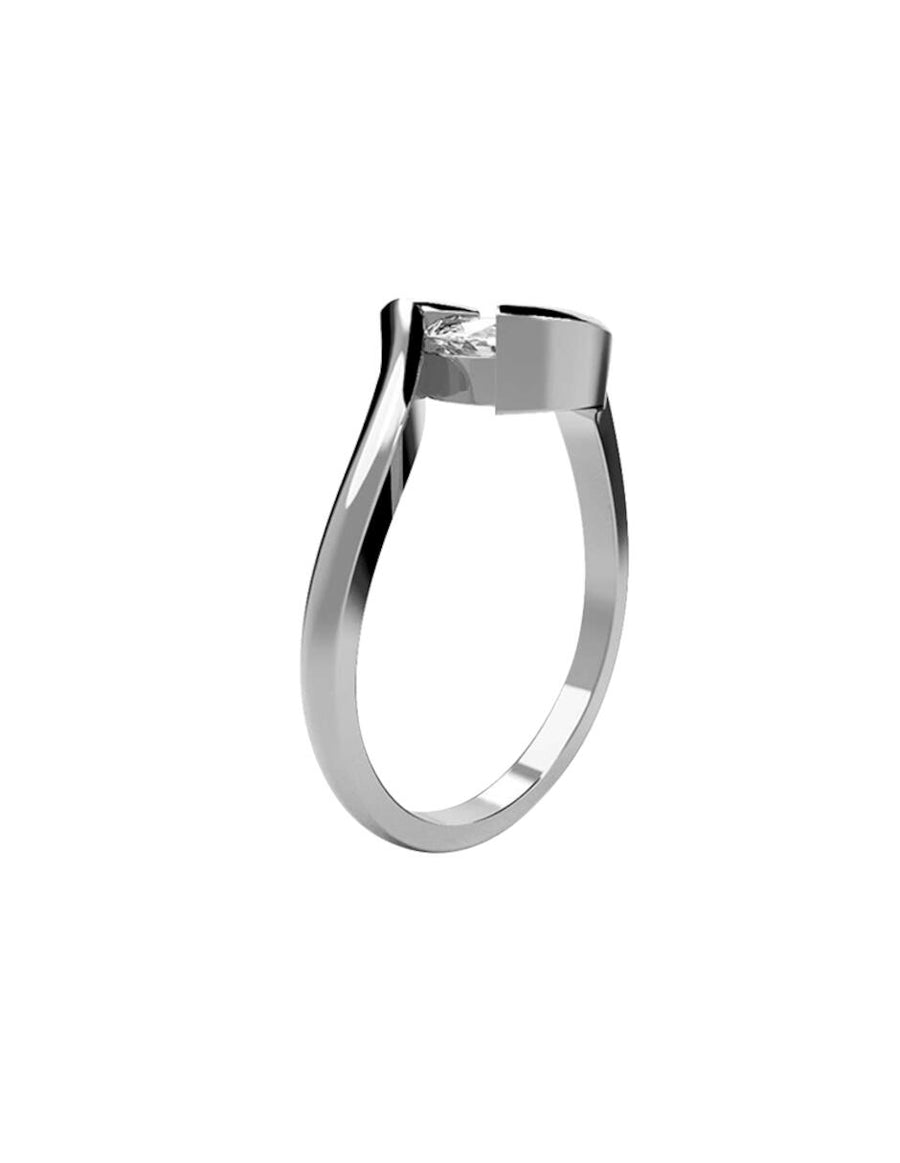 ANILLO DE ORO CON CIRCONIA