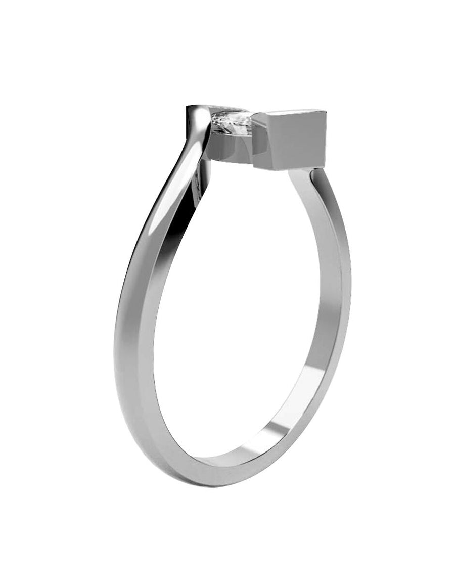 ANILLO DE ORO CON CIRCONIA