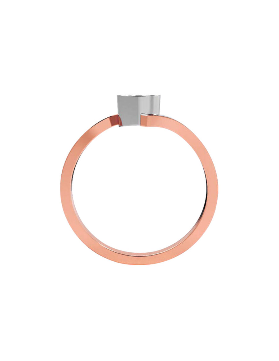 ANILLO DE ORO CON CIRCONIA