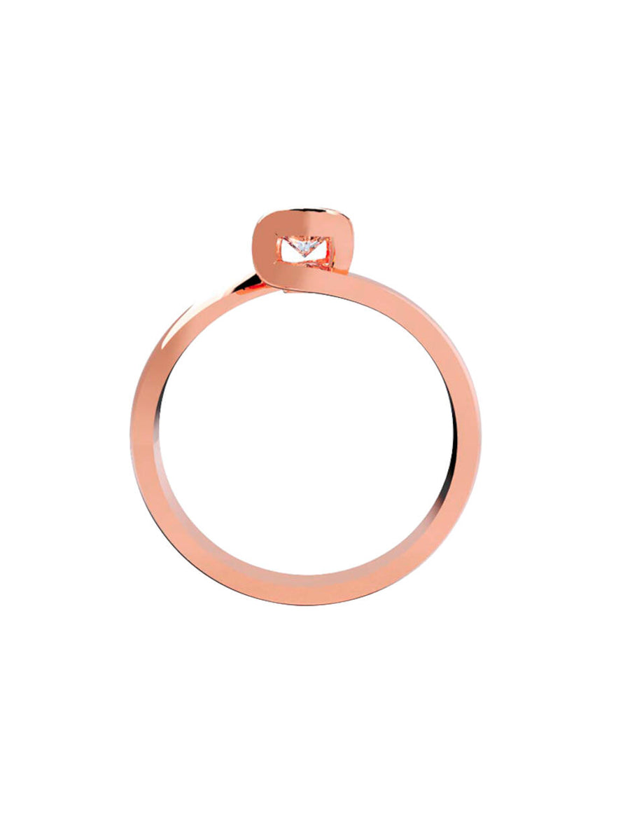 ANILLO DE ORO CON CIRCONIA