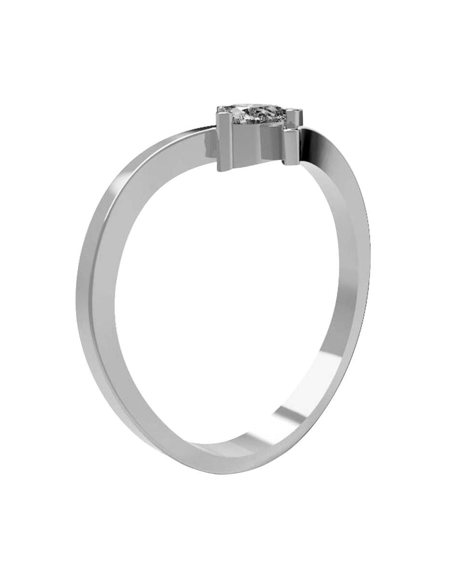 ANILLO DE ORO CON CIRCONIA