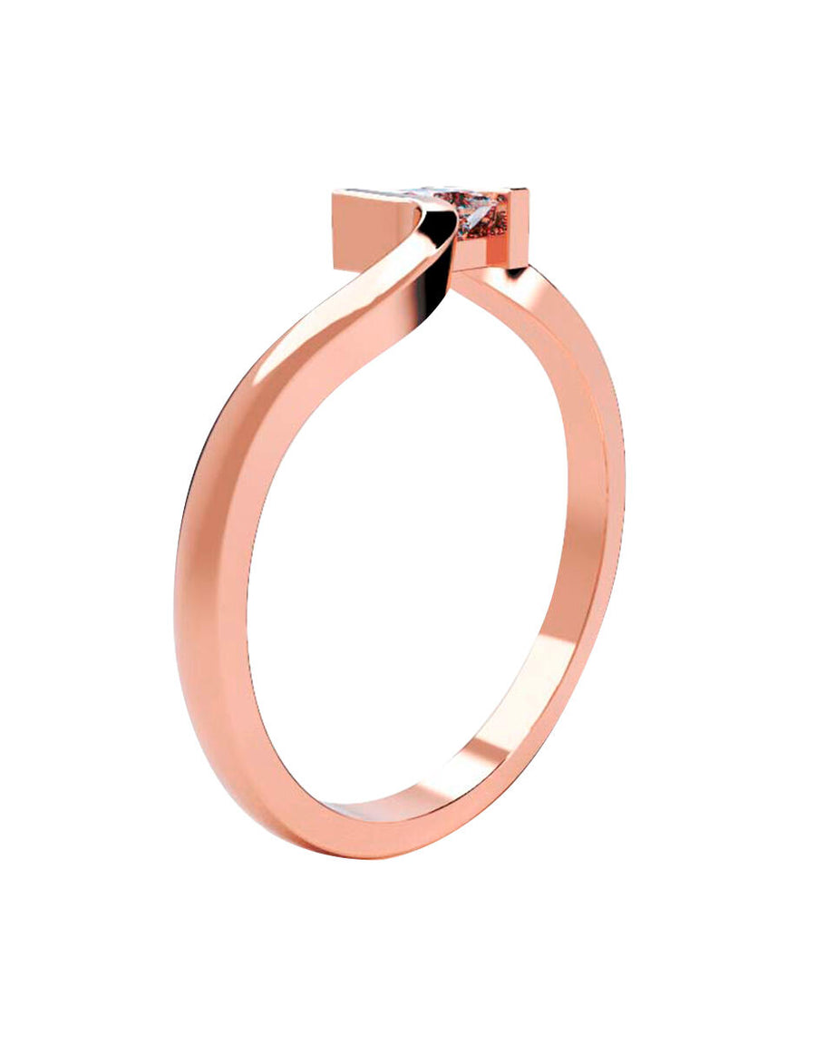 ANILLO DE ORO CON CIRCONIA