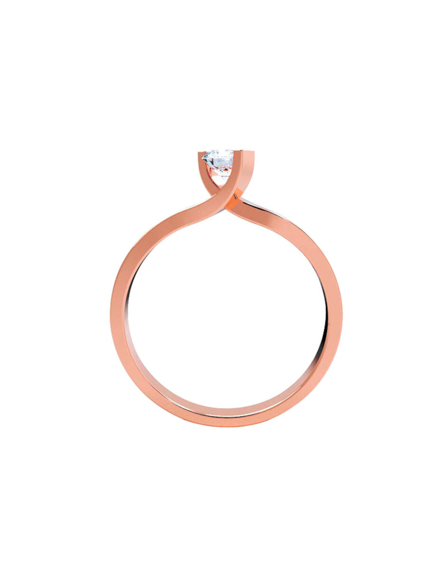 ANILLO DE ORO CON CIRCONIA