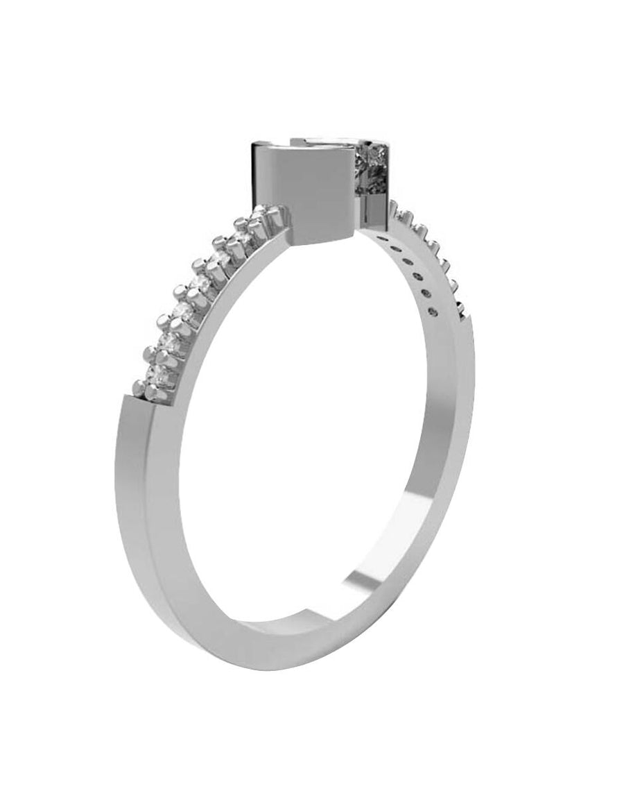 ANILLO DE ORO CON CIRCONIA