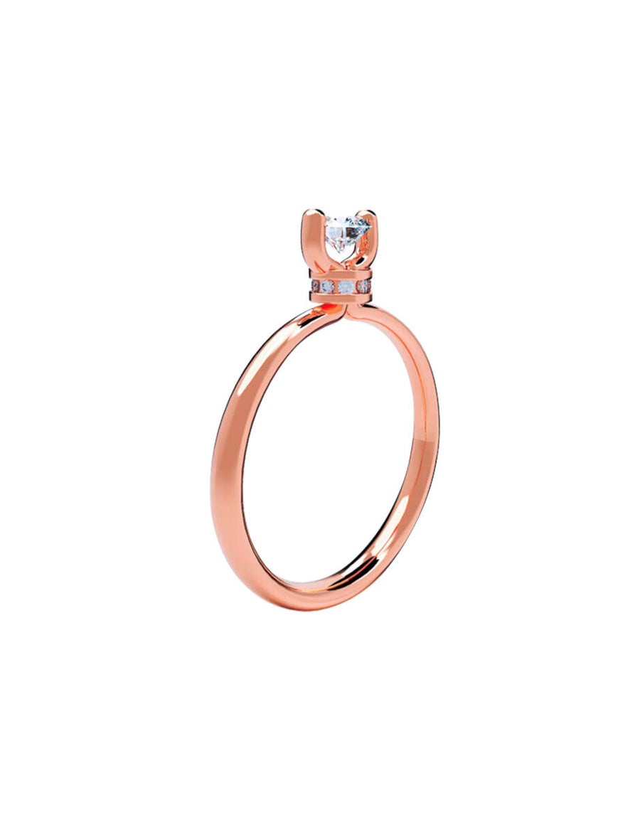 ANILLO DE ORO CON CIRCONIA