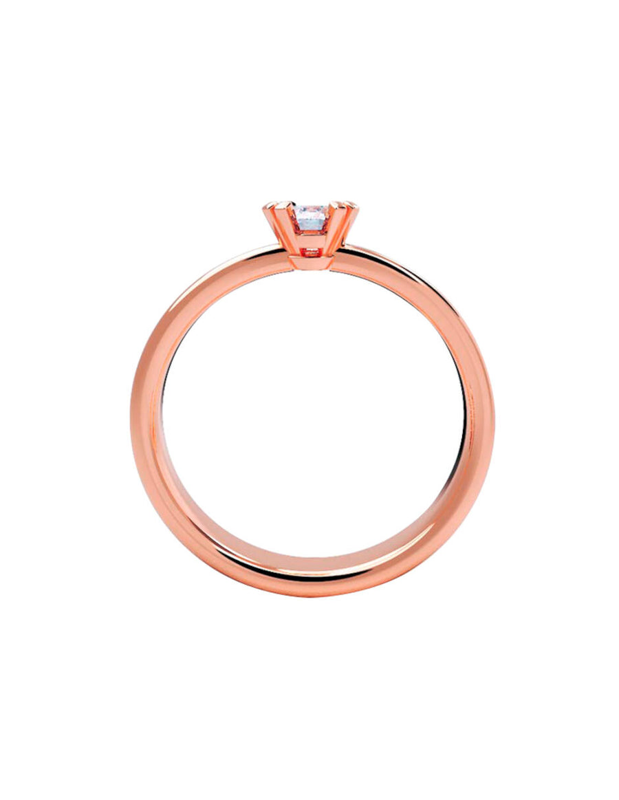 ANILLO DE ORO CON CIRCONIA