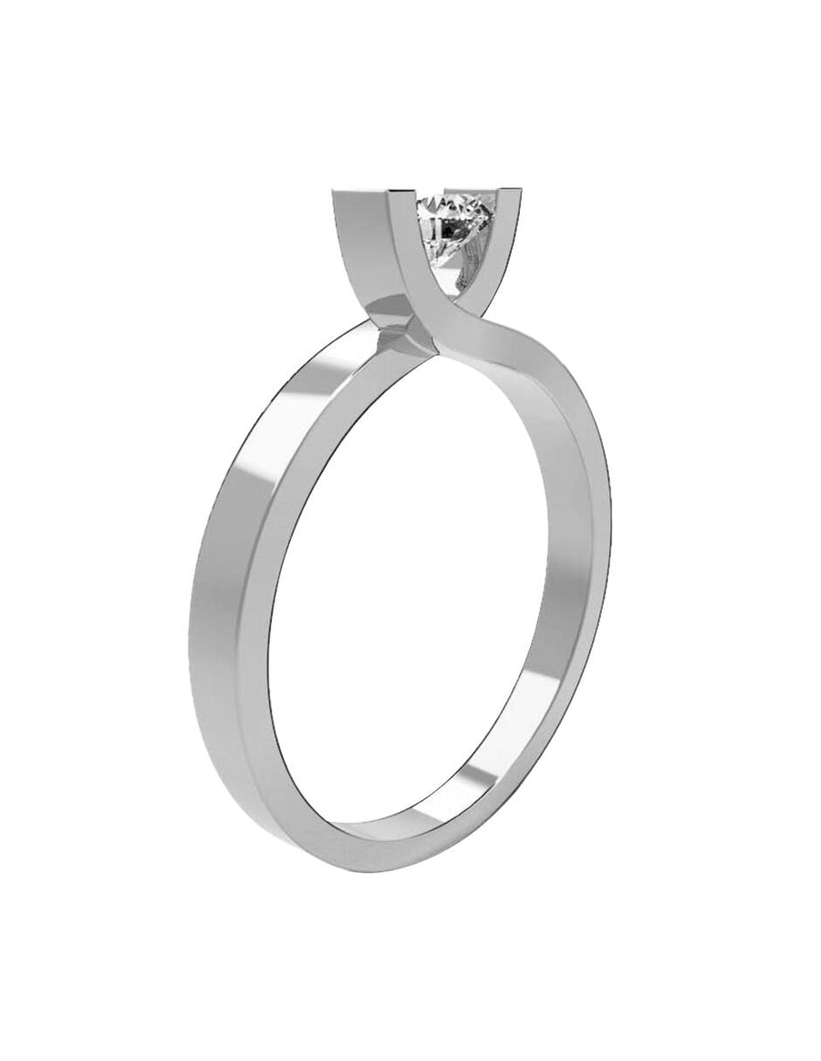 ANILLO DE ORO CON CIRCONIA