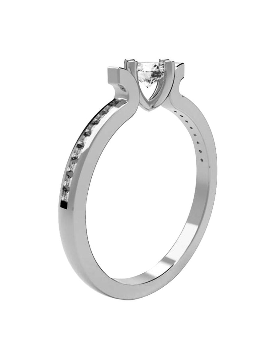 ANILLO DE ORO CON CIRCONIA