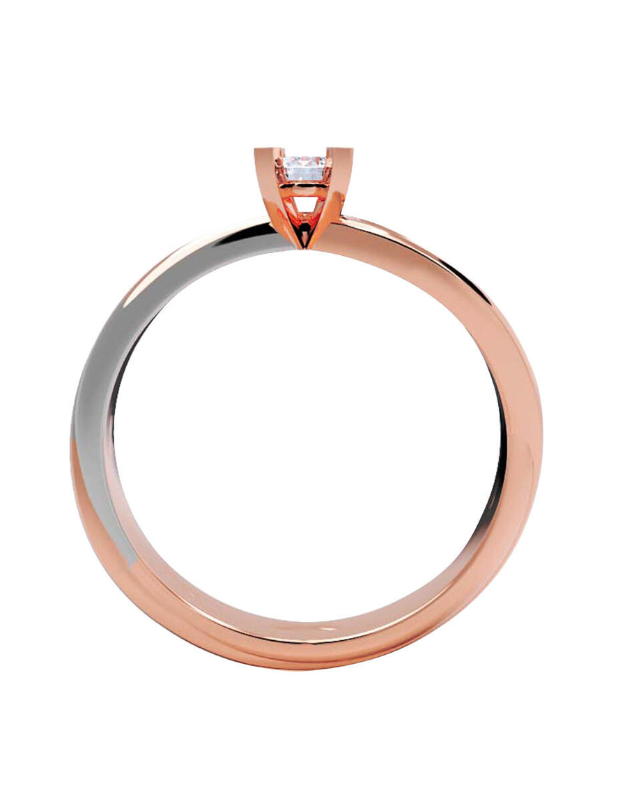 ANILLO DE ORO CON CIRCONIA