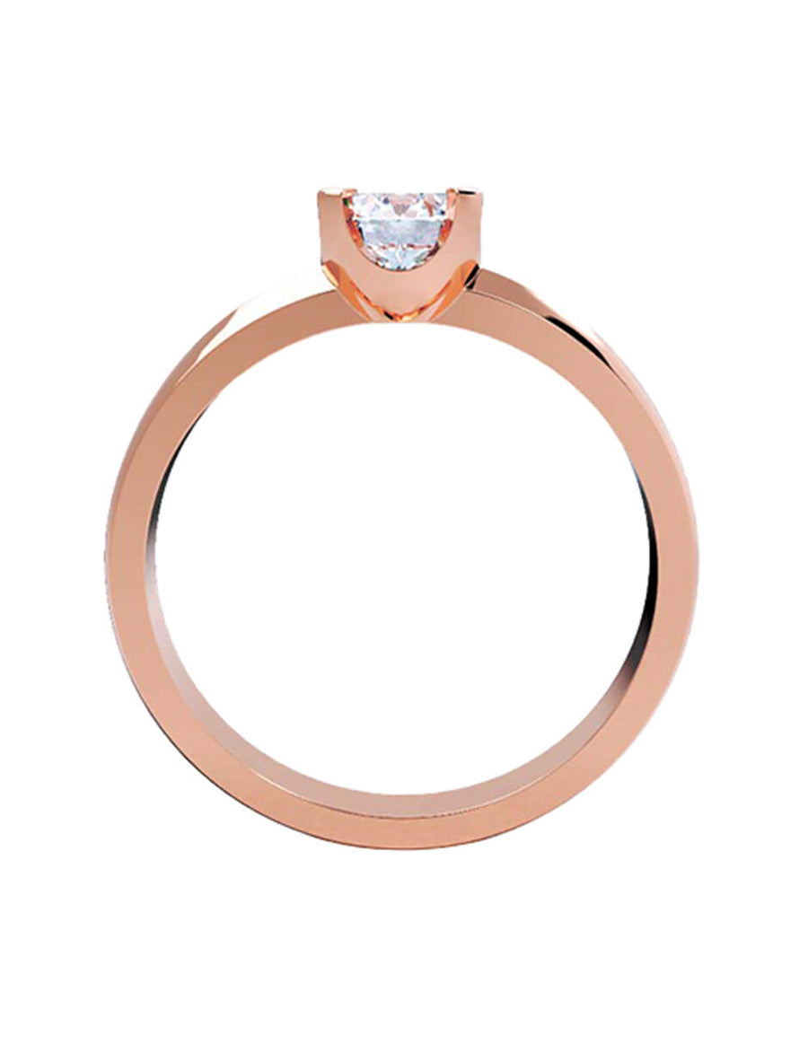 ANILLO DE ORO CON CIRCONIA