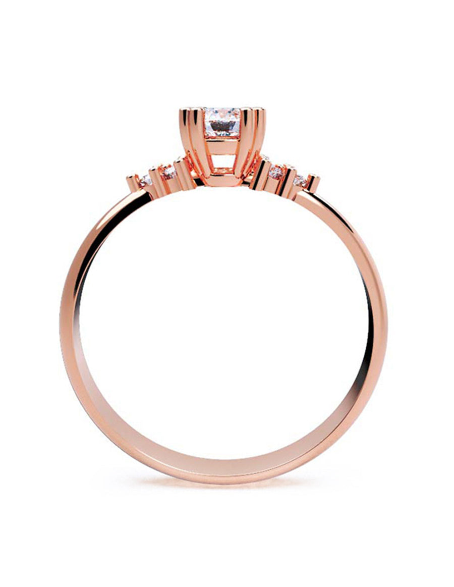 ANILLO DE ORO CON CIRCONIA