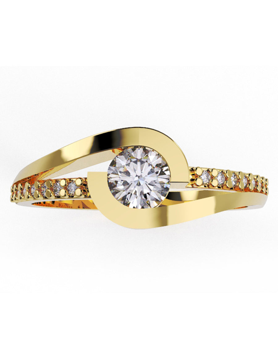 ANILLO DE ORO CON CIRCONIA