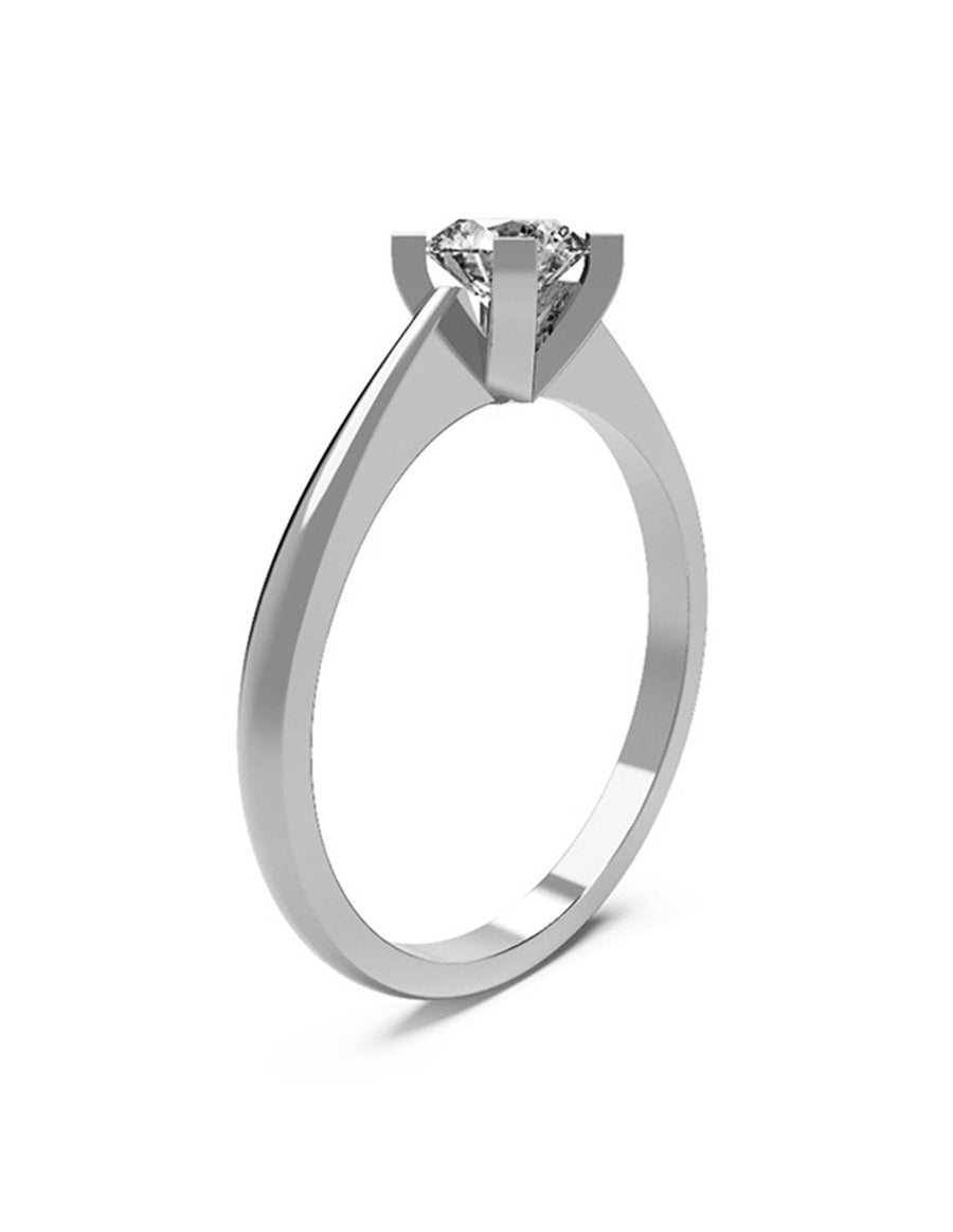 ANILLO DE ORO CON CIRCONIA