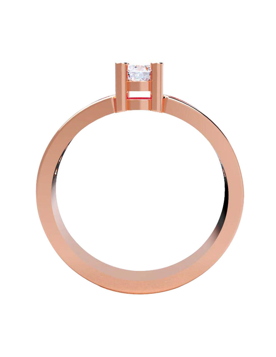 ANILLO DE ORO CON CIRCONIA