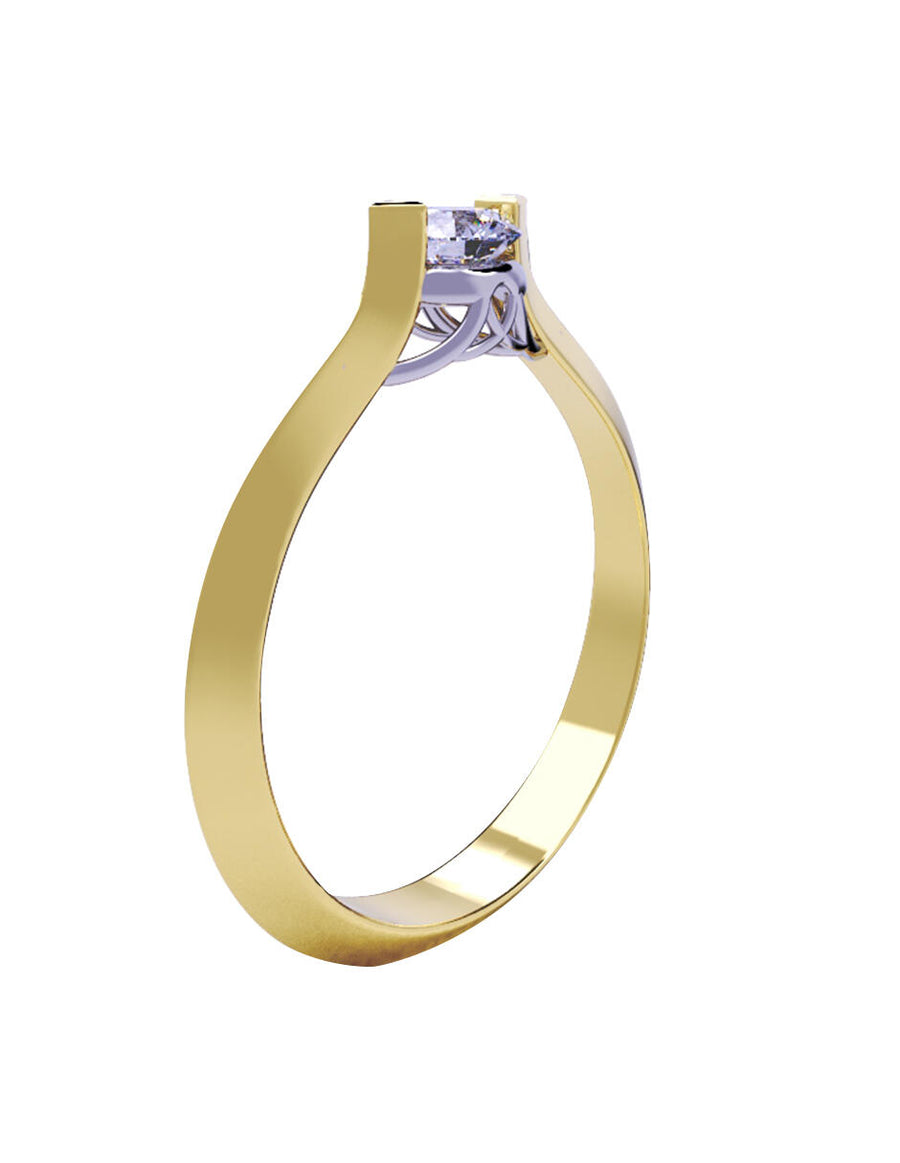 ANILLO DE ORO CON CIRCONIA