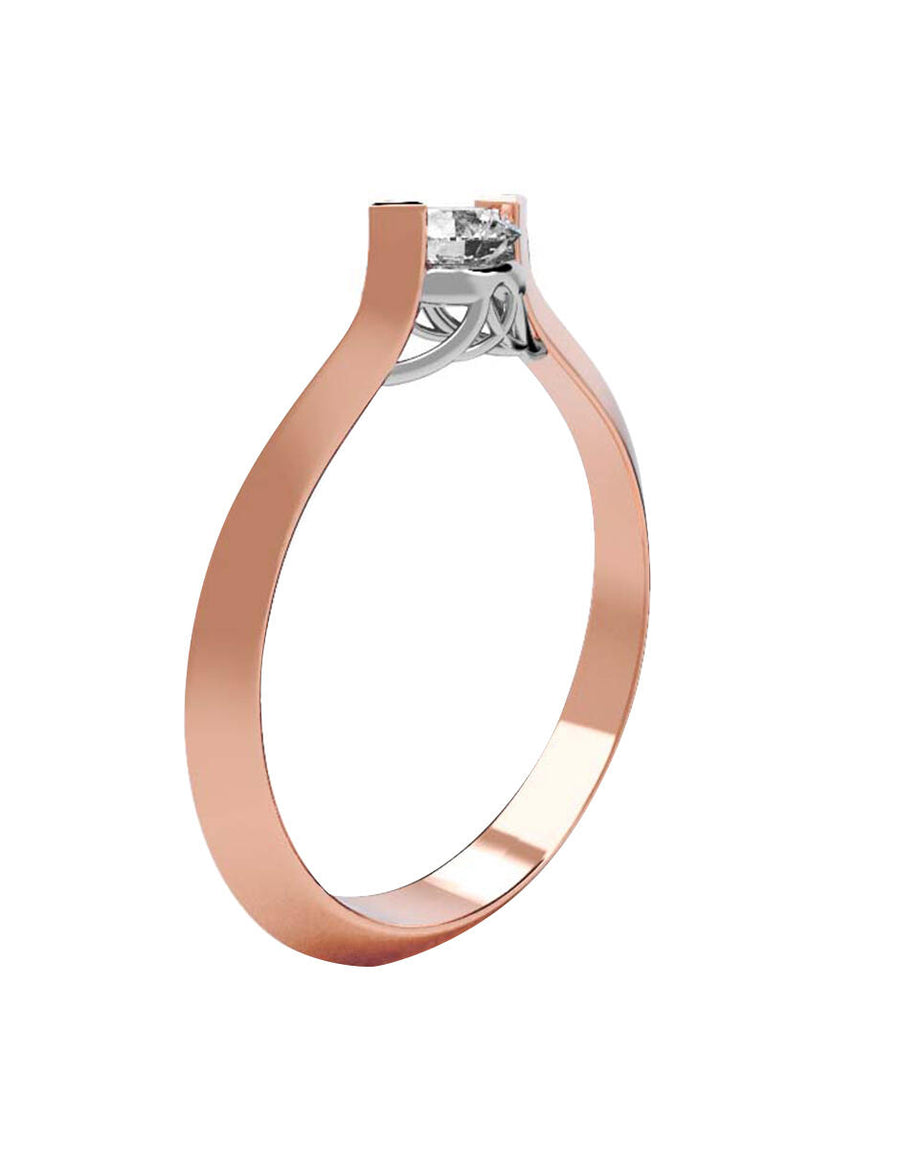 ANILLO DE ORO CON CIRCONIA